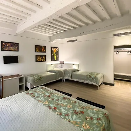 Duccio Nacci Rooms- Gasthuis 3*