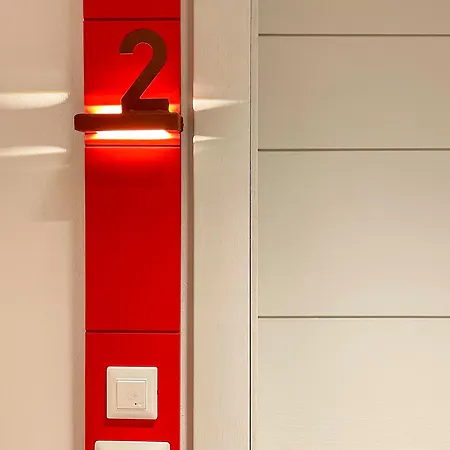 Duccio Nacci Rooms- Πανσιόν Σαν Τζιμινιάνο