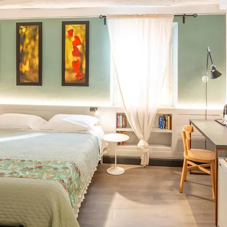 Duccio Nacci Rooms- 3* サン・ジミニャーノ
